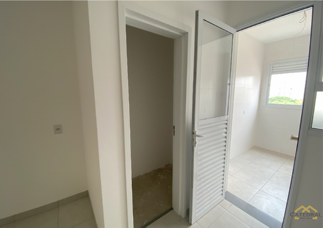 Apartamento à venda com 4 quartos, 160m² - Foto 3