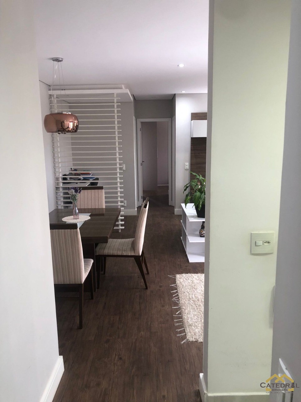 Apartamento à venda com 2 quartos, 76m² - Foto 1