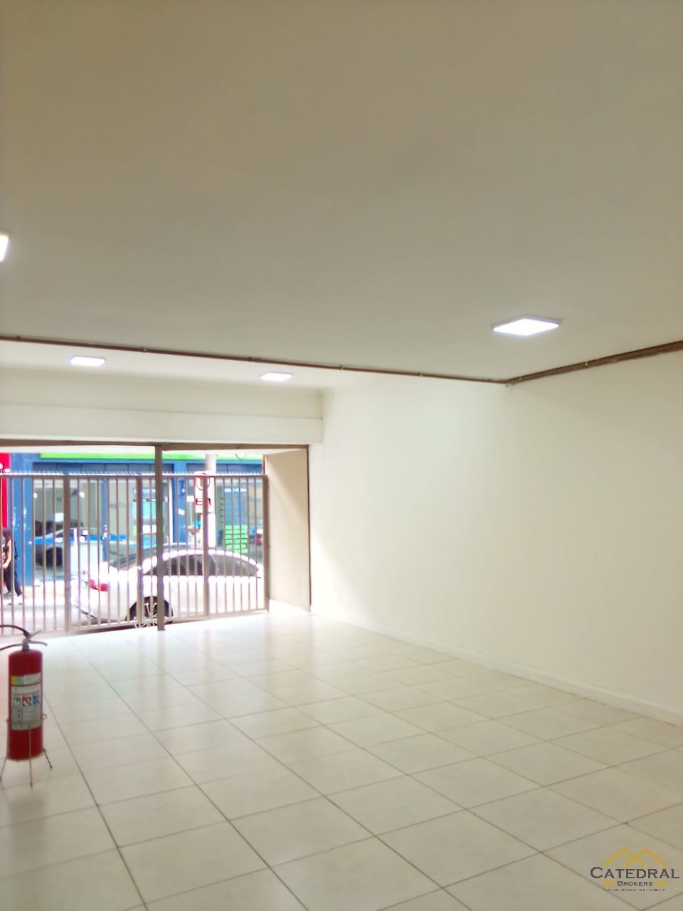 Loja-Salão para alugar, 100m² - Foto 1