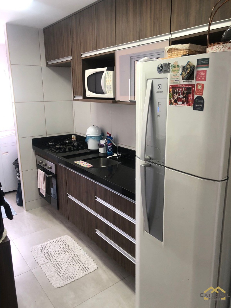 Apartamento à venda com 2 quartos, 76m² - Foto 2