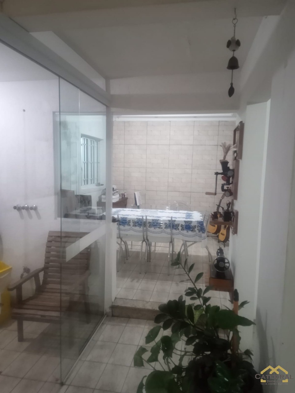 Sobrado à venda com 3 quartos, 190m² - Foto 1