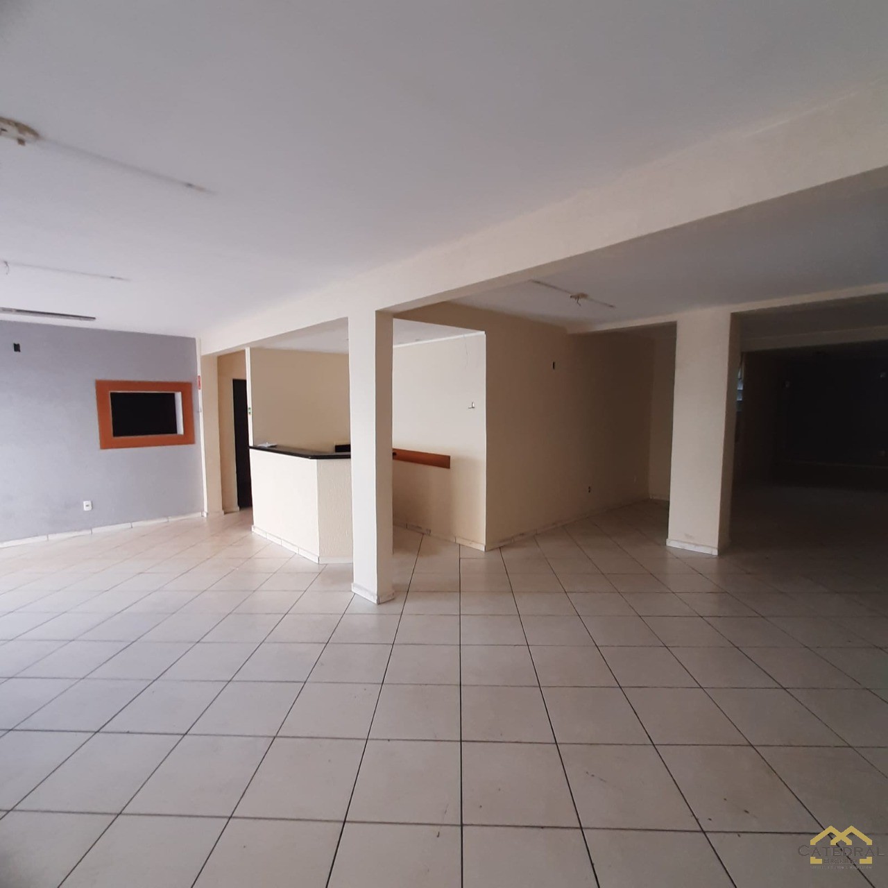 Loja-Salão para alugar com 3 quartos, 295m² - Foto 1