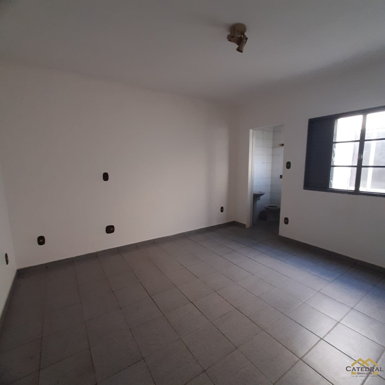 Loja-Salão para alugar com 3 quartos, 295m² - Foto 10