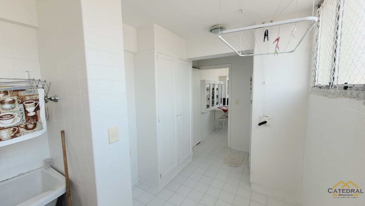 Apartamento à venda com 3 quartos, 150m² - Foto 14