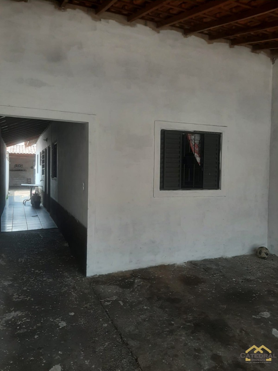 Casa à venda com 2 quartos, 113m² - Foto 2