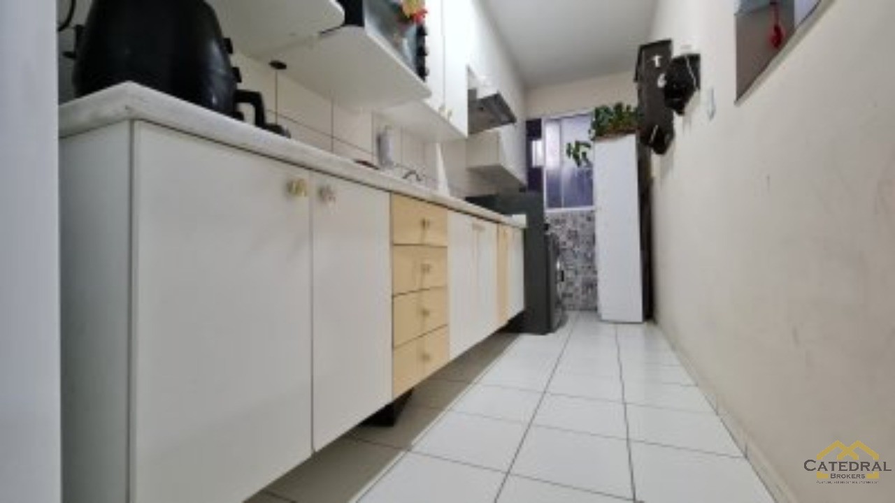 Apartamento à venda com 2 quartos, 60m² - Foto 10