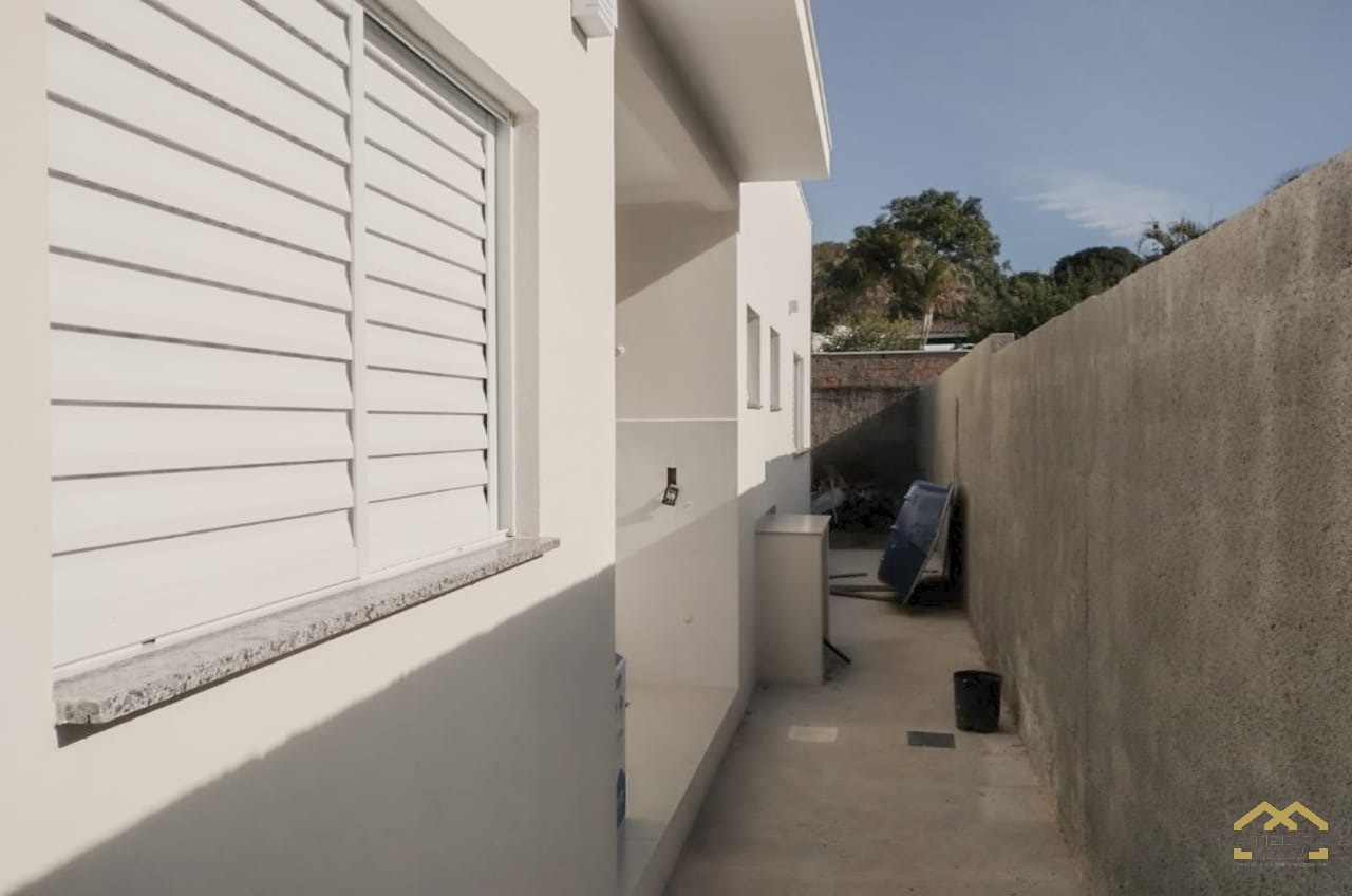 Casa à venda com 3 quartos, 85m² - Foto 9