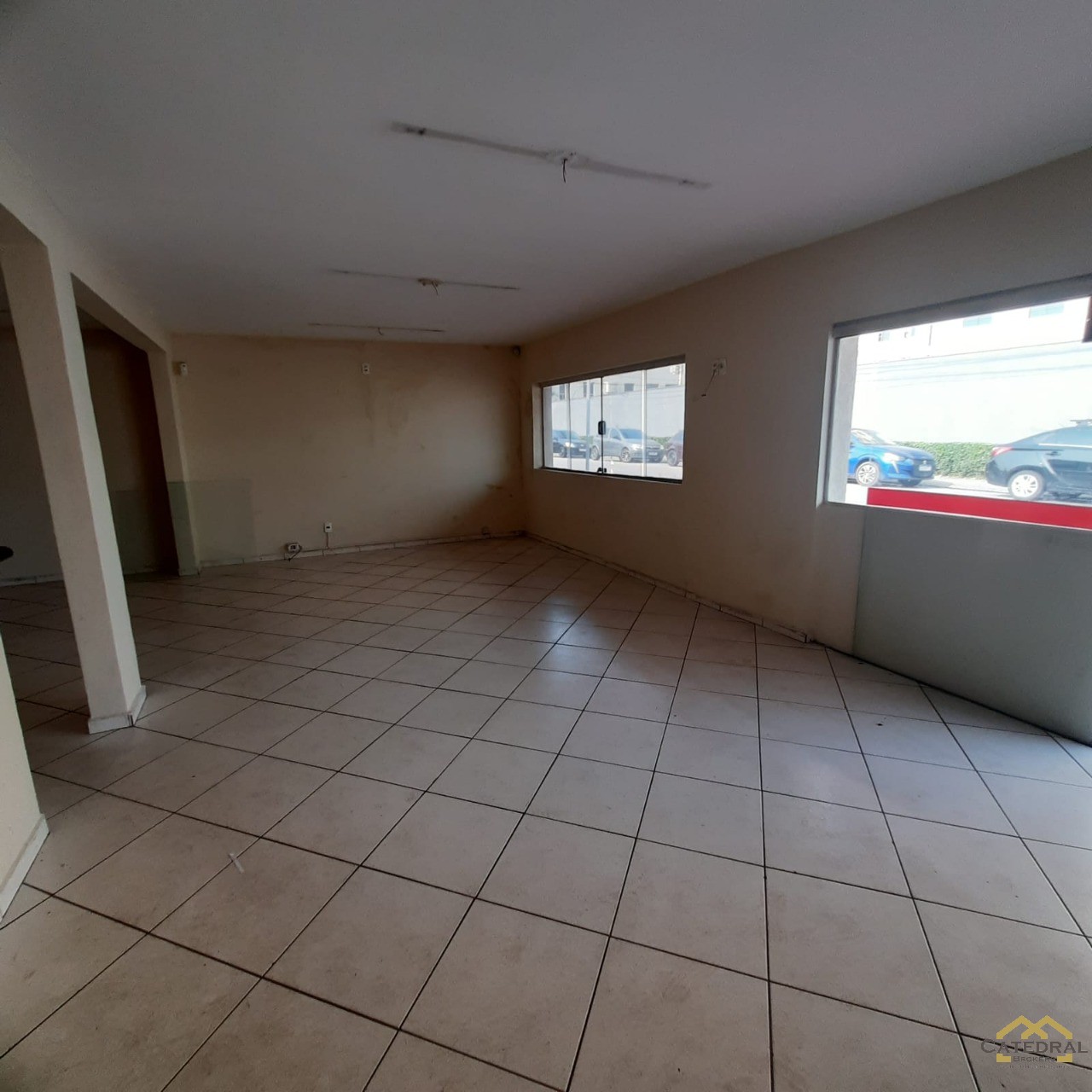 Loja-Salão à venda com 3 quartos, 295m² - Foto 1