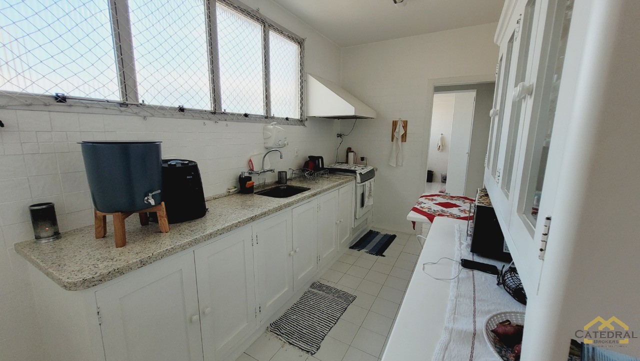 Apartamento à venda com 3 quartos, 150m² - Foto 10