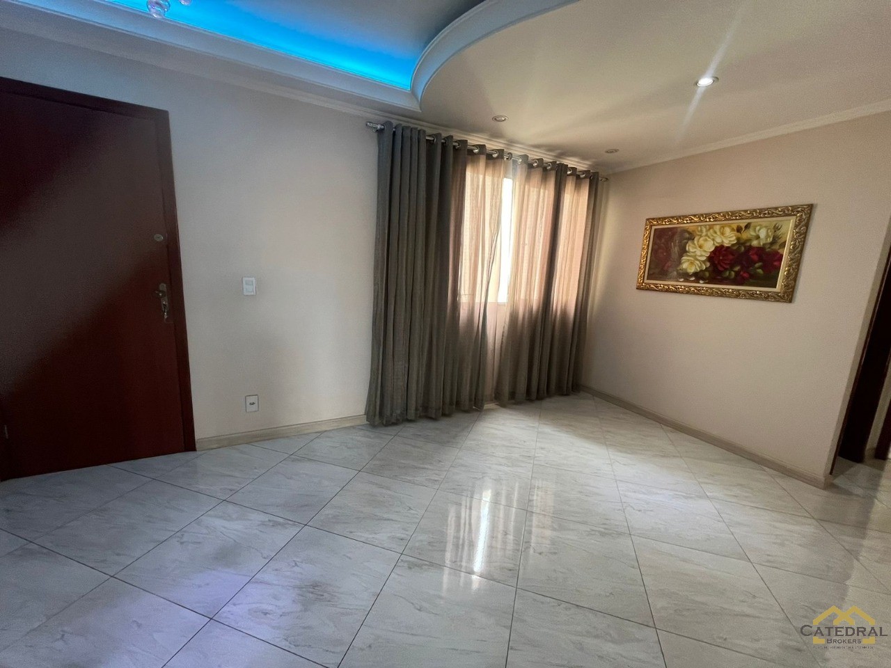 Apartamento à venda com 3 quartos, 63m² - Foto 3