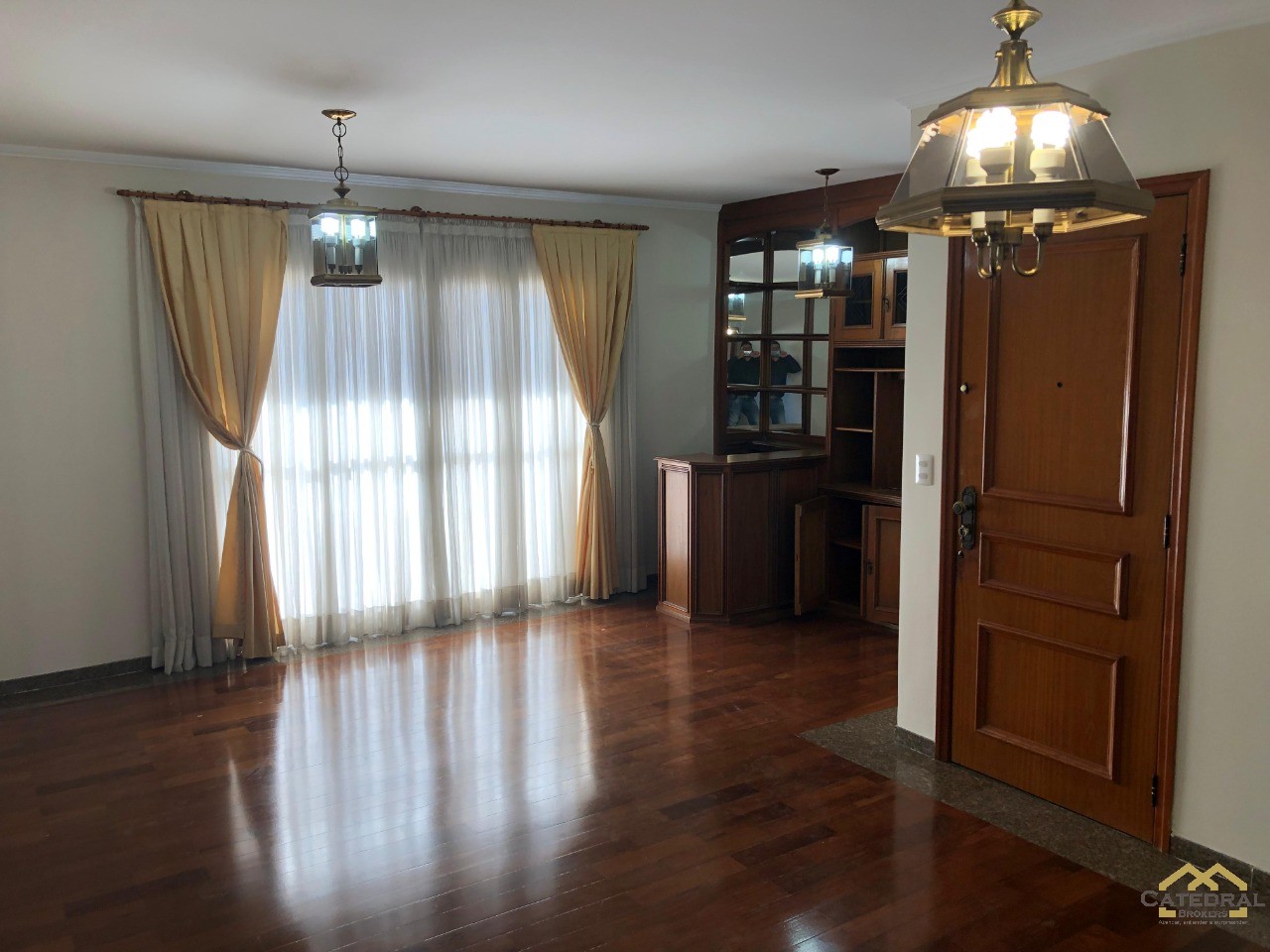 Apartamento à venda e aluguel com 3 quartos, 147m² - Foto 2