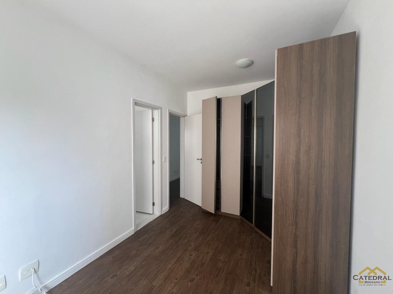 Apartamento para alugar com 3 quartos, 109m² - Foto 7