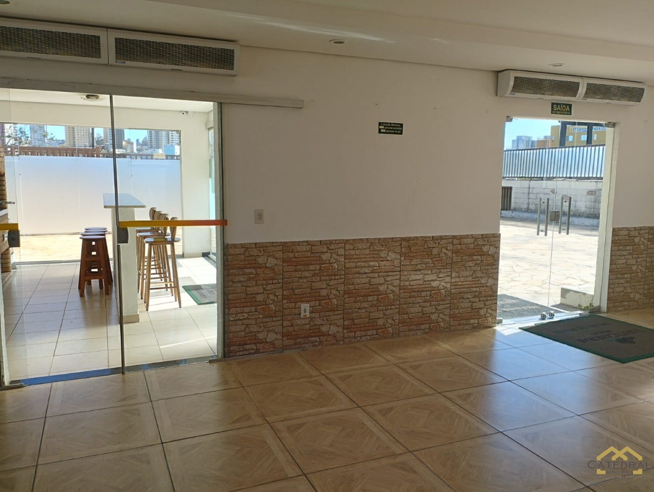 Apartamento à venda com 2 quartos, 60m² - Foto 18