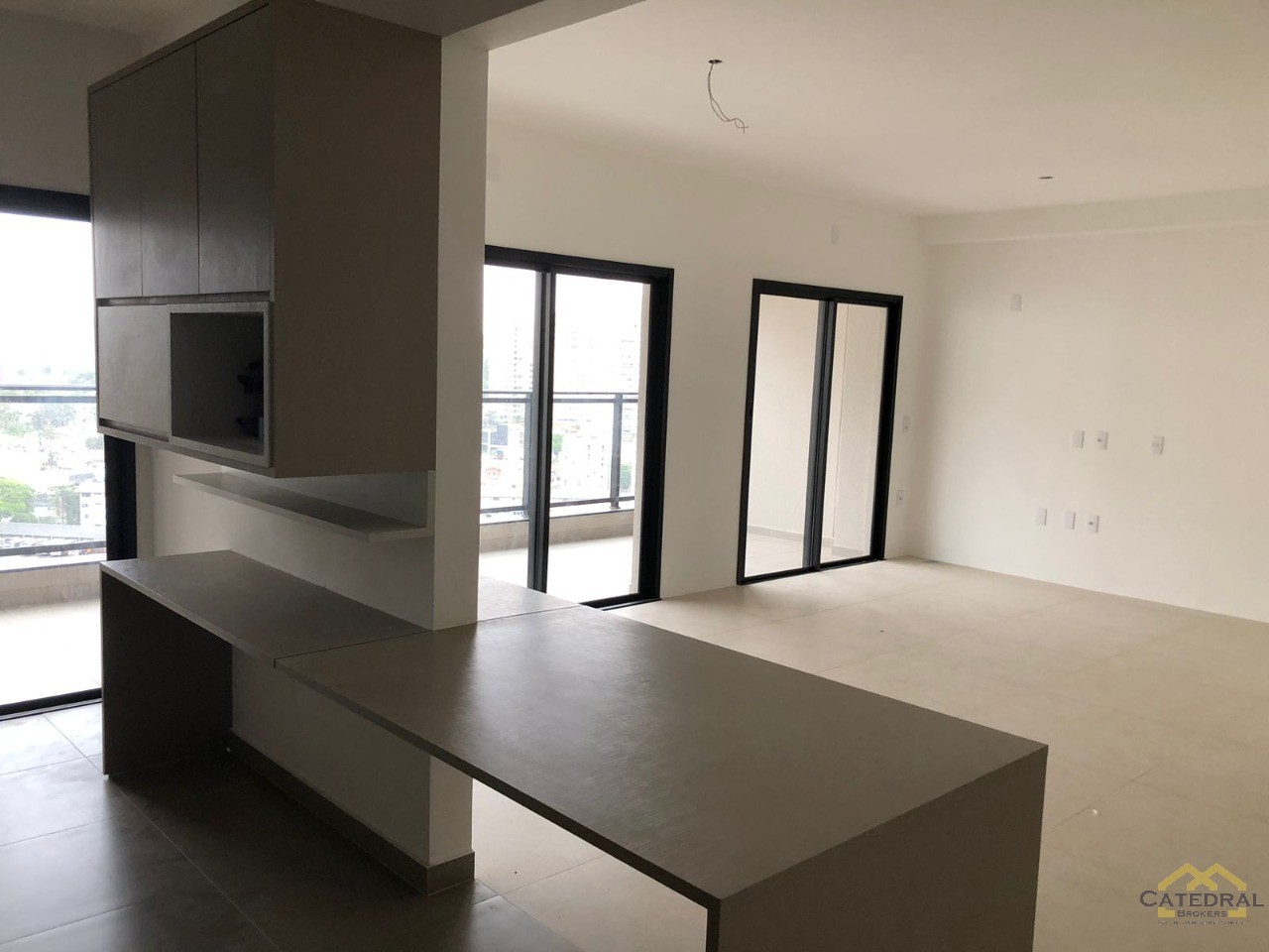 Apartamento à venda e aluguel com 3 quartos, 141m² - Foto 8