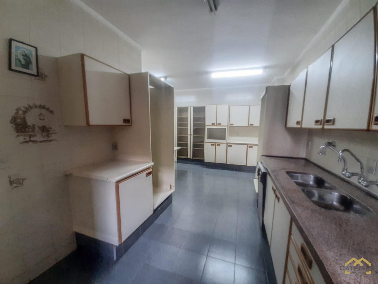 Apartamento para alugar com 5 quartos, 220m² - Foto 10