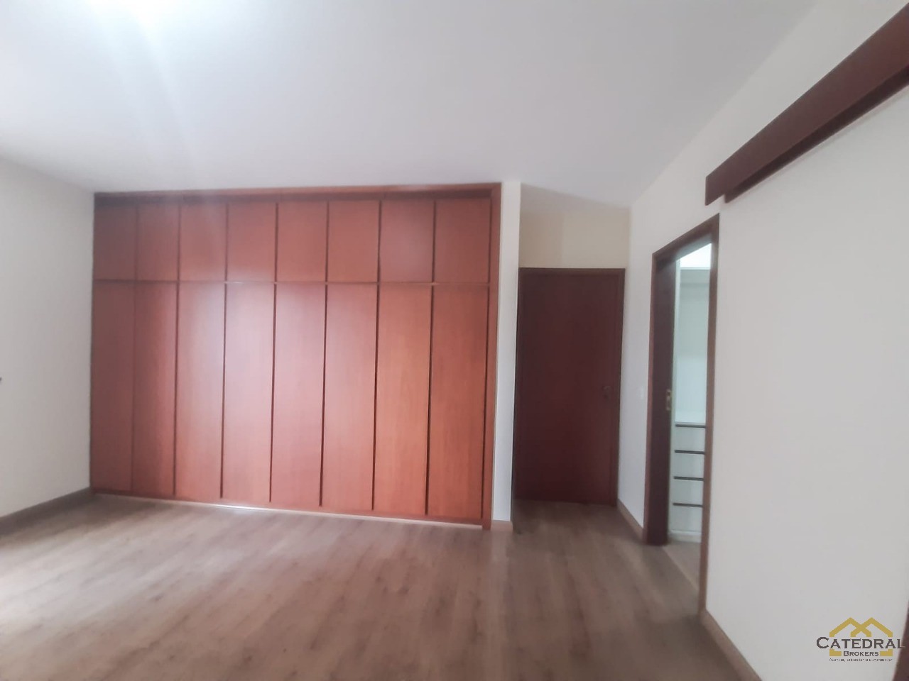 Apartamento para alugar com 5 quartos, 220m² - Foto 21