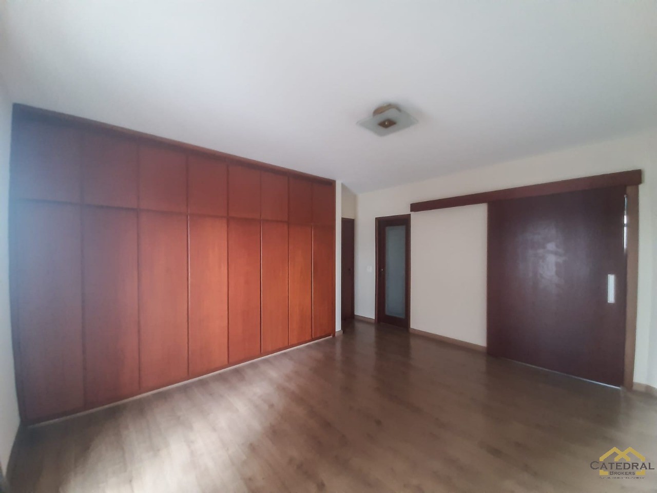 Apartamento para alugar com 5 quartos, 220m² - Foto 23