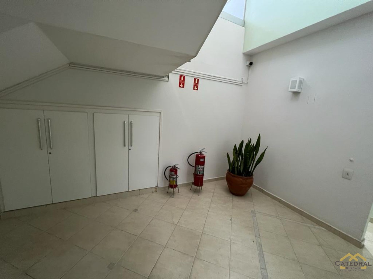 Loja-Salão à venda e aluguel com 5 quartos, 309m² - Foto 13