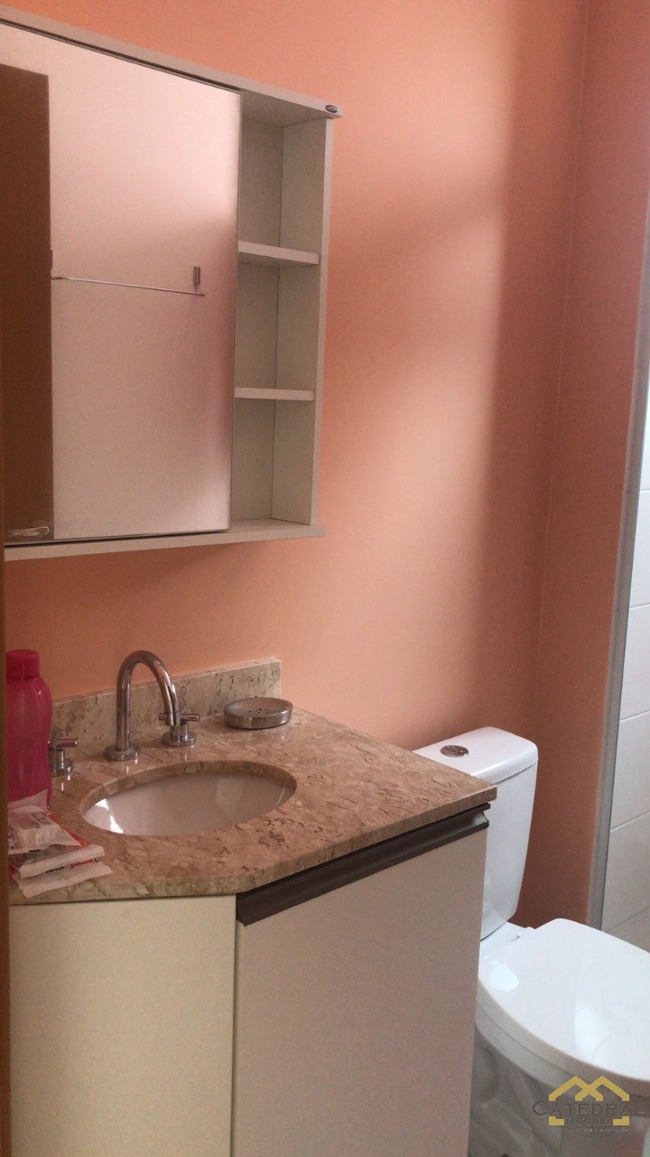 Apartamento para alugar com 2 quartos, 61m² - Foto 14