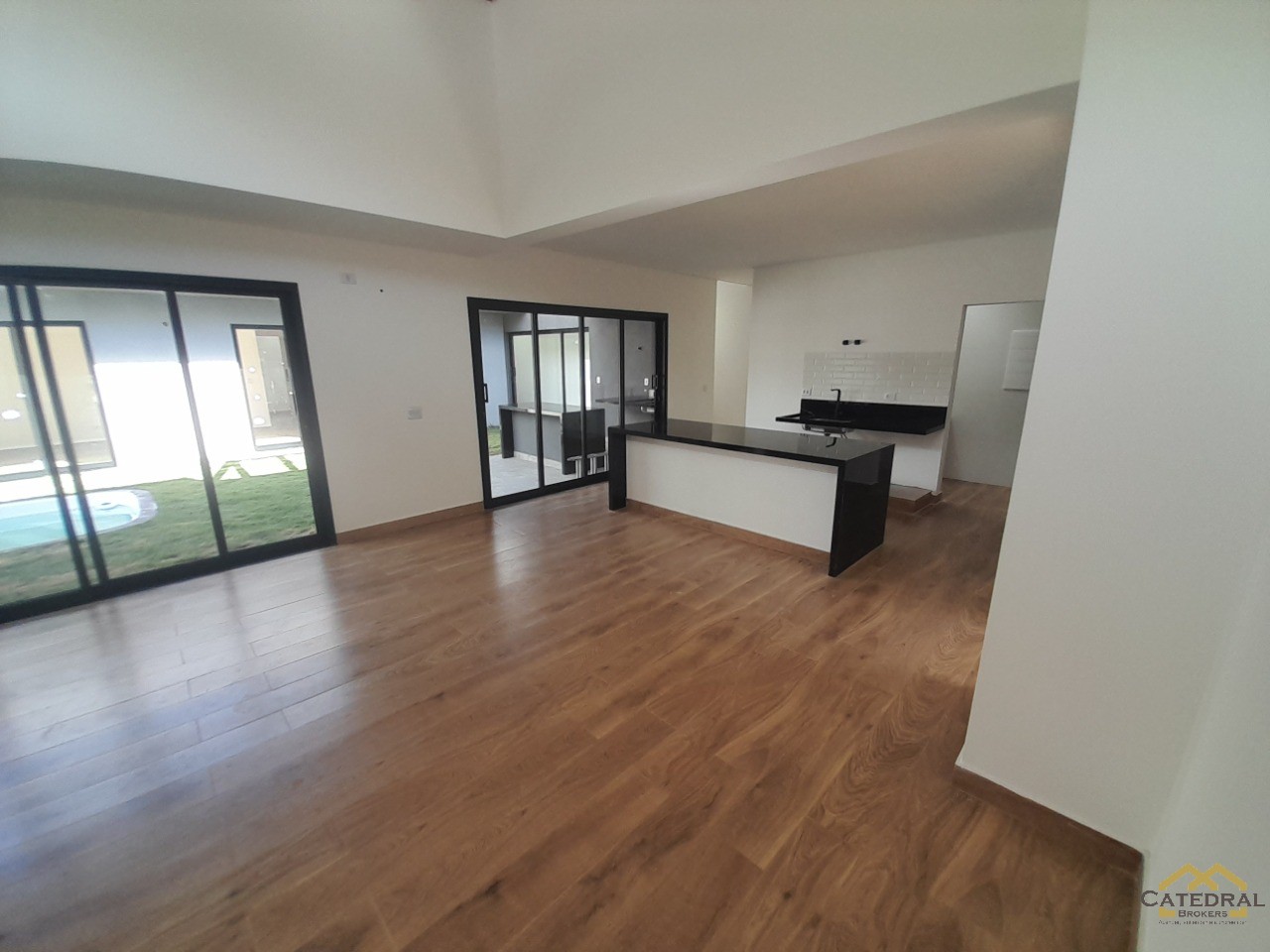 Casa de Condomínio à venda com 3 quartos, 307m² - Foto 12