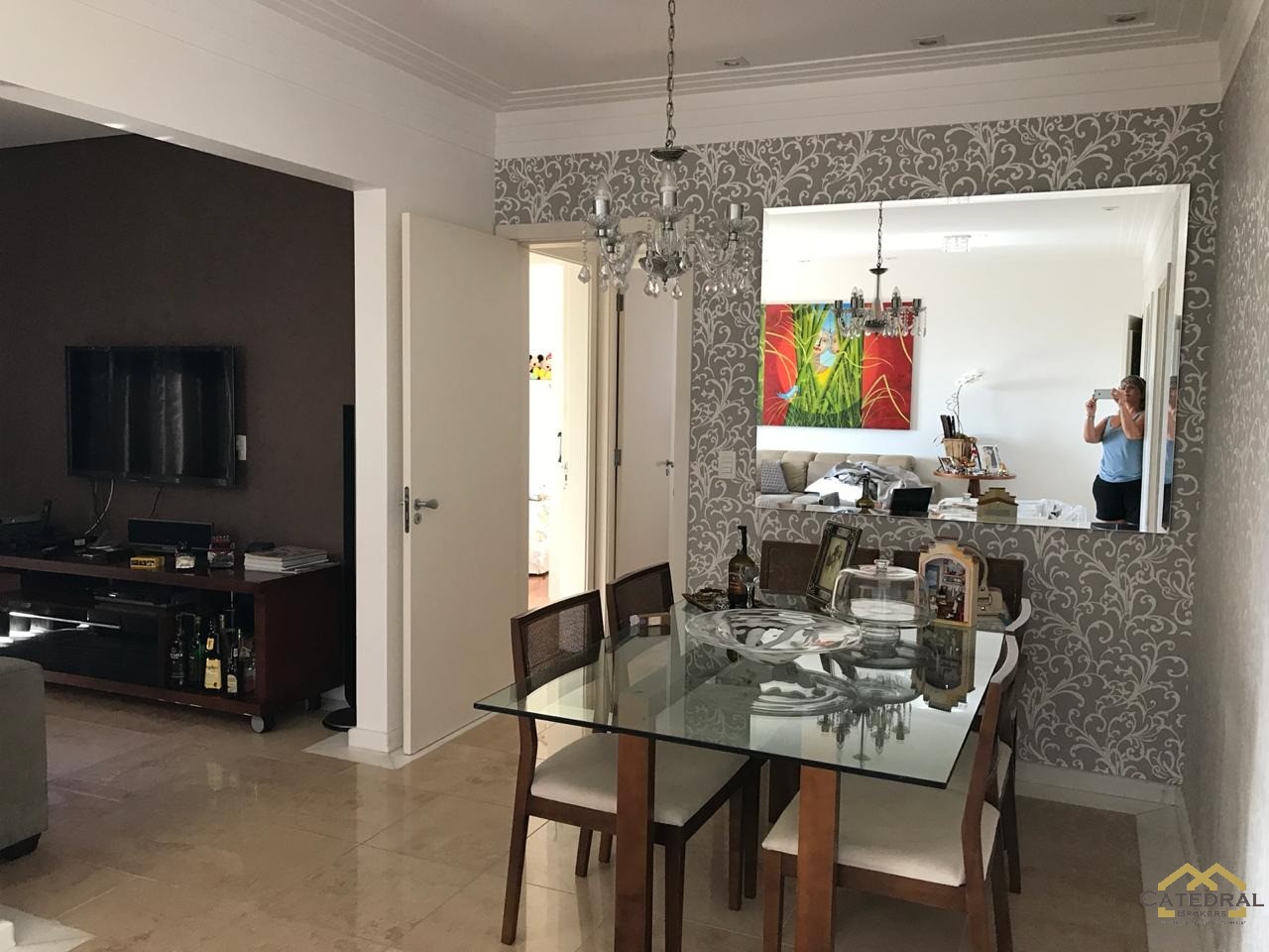 Apartamento para alugar com 3 quartos, 117m² - Foto 2