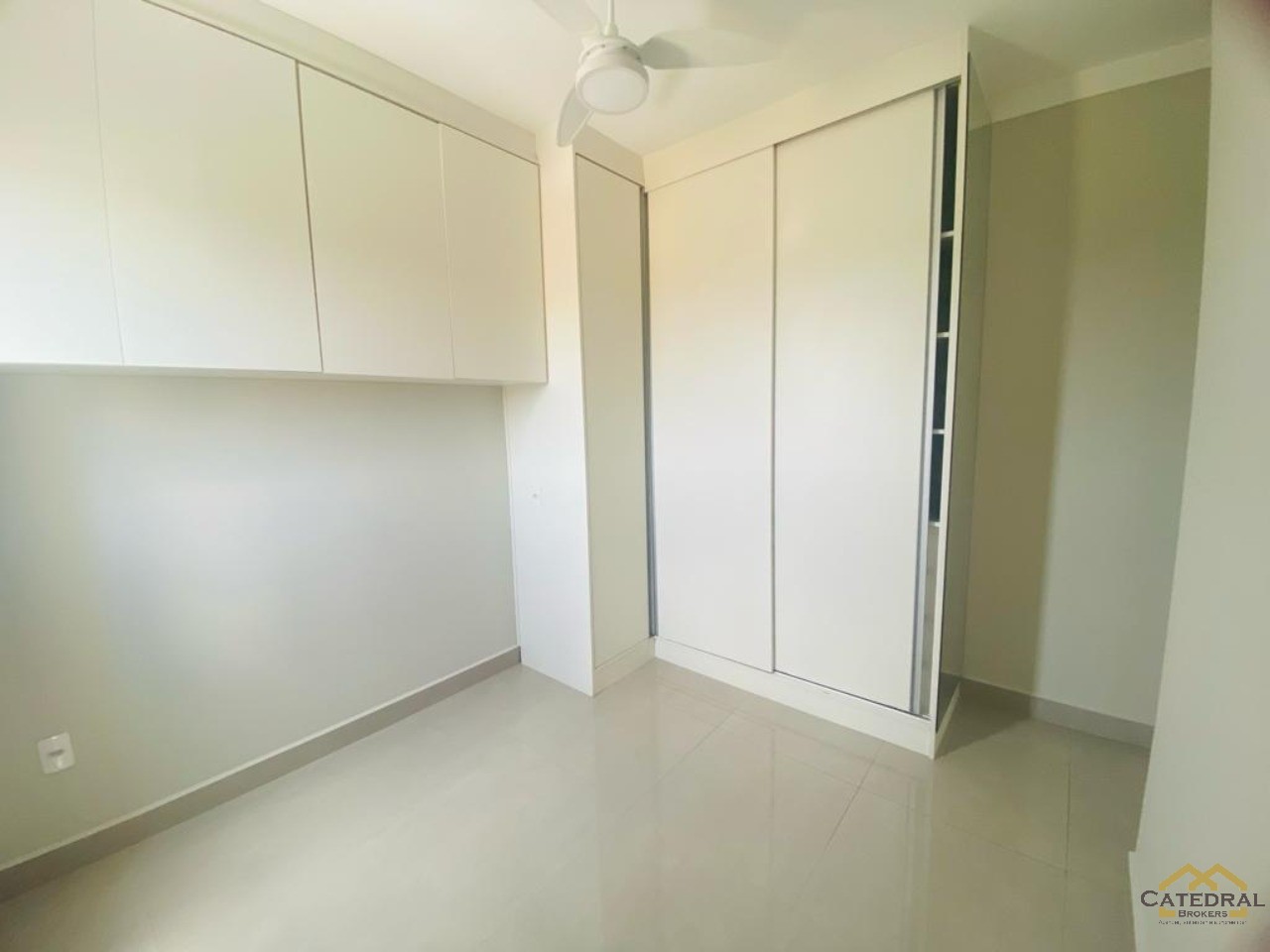 Apartamento à venda com 2 quartos, 50m² - Foto 13