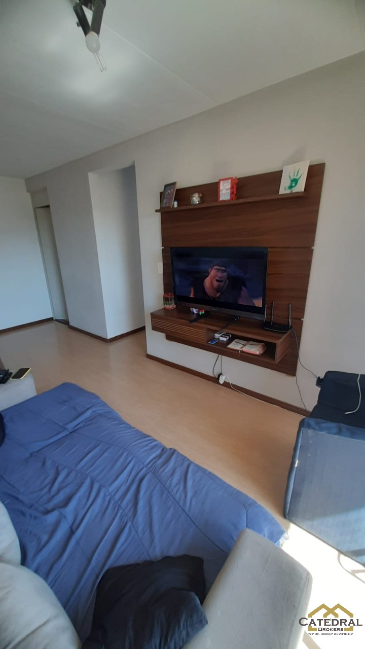 Apartamento à venda com 2 quartos, 56m² - Foto 2