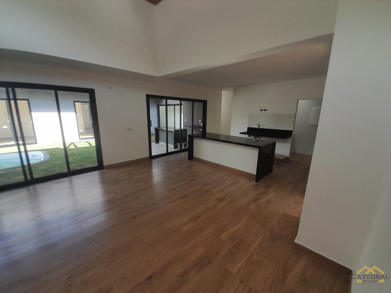 Casa de Condomínio à venda com 3 quartos, 307m² - Foto 10