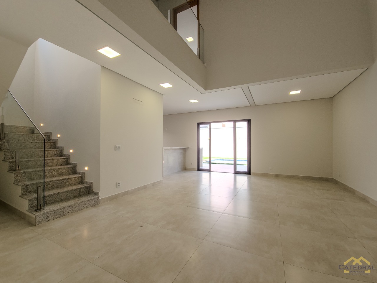 Casa de Condomínio à venda com 3 quartos, 250m² - Foto 18