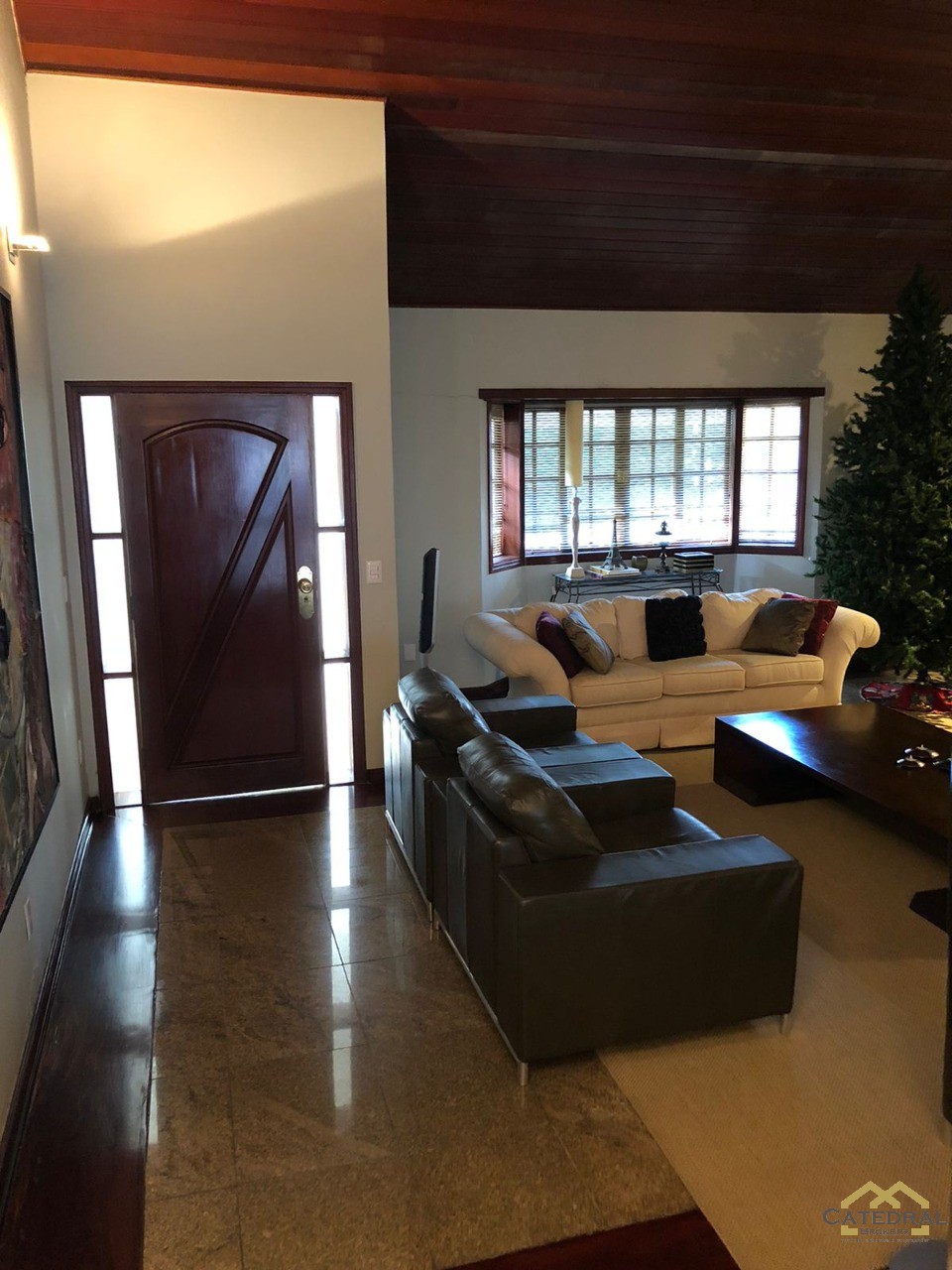 Casa à venda com 3 quartos, 550m² - Foto 18