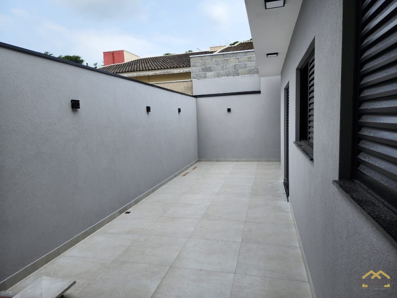 Casa à venda com 3 quartos, 105m² - Foto 11