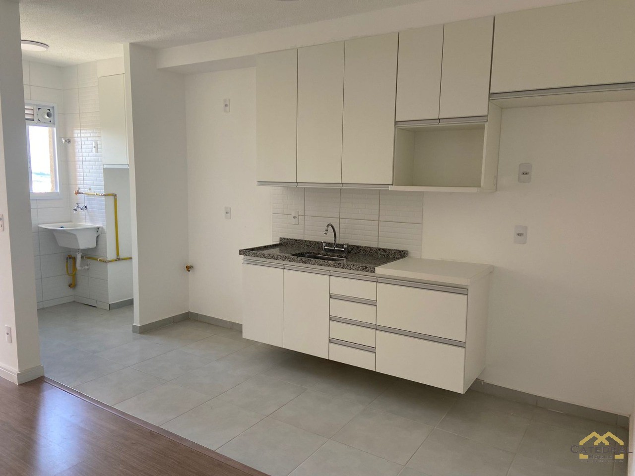 Apartamento à venda com 3 quartos, 82m² - Foto 3