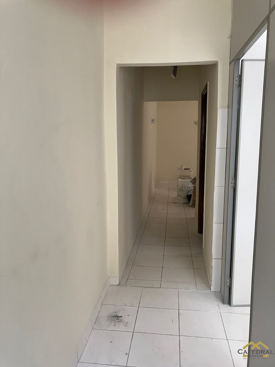 Prédio Inteiro para alugar com 2 quartos, 250m² - Foto 6