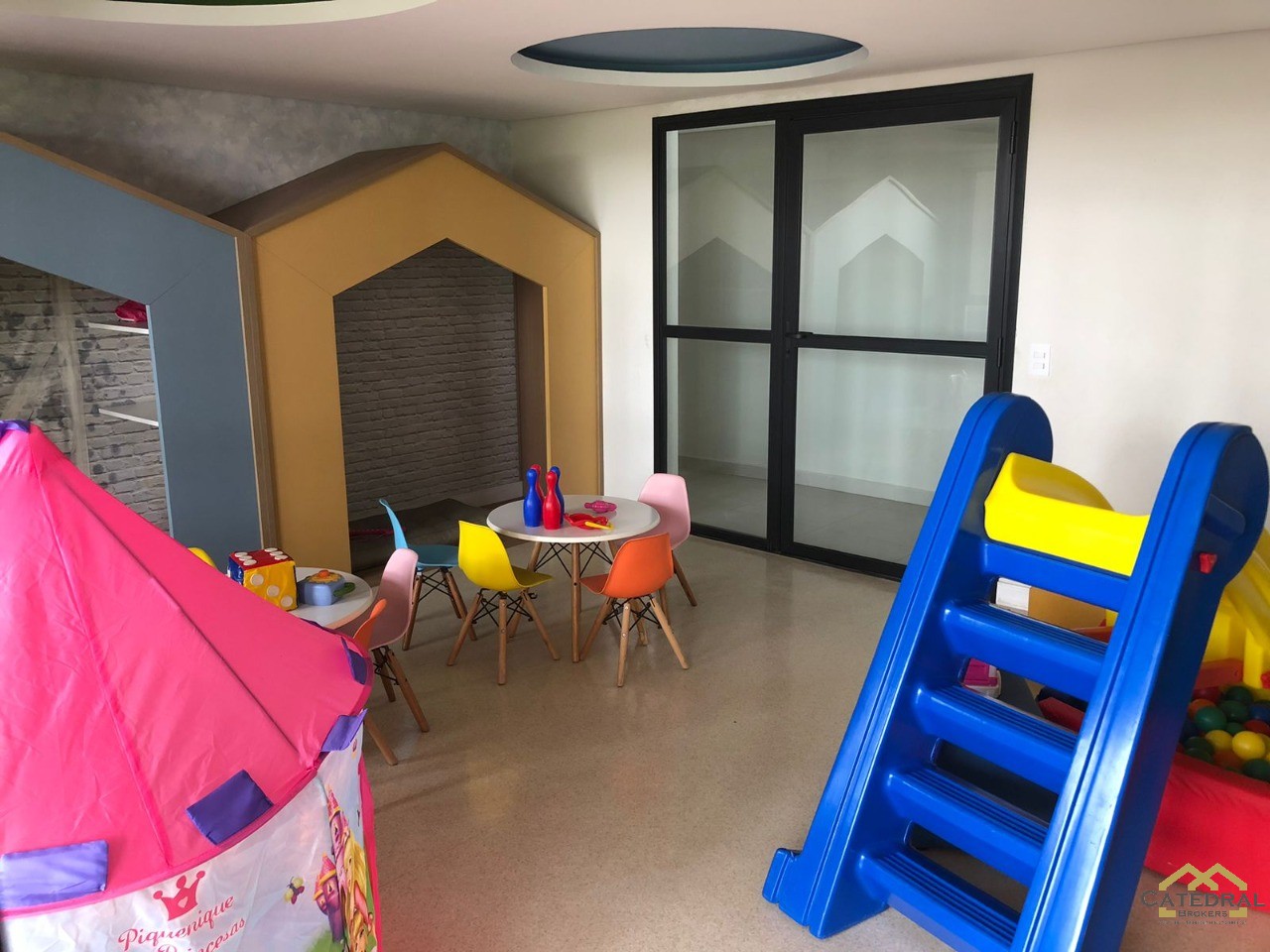 Apartamento à venda e aluguel com 3 quartos, 141m² - Foto 41