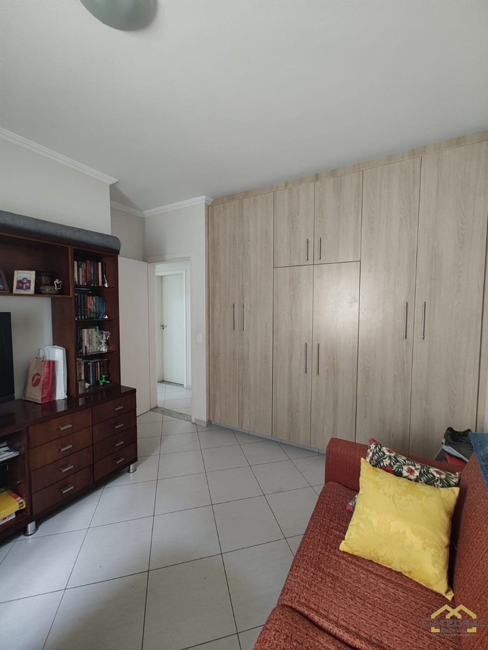 Casa à venda com 4 quartos, 225m² - Foto 12