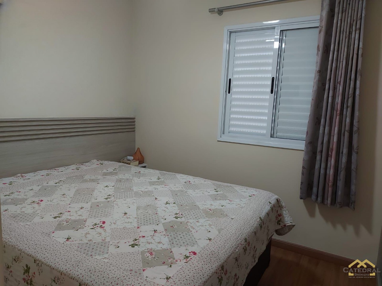 Apartamento à venda com 2 quartos, 72m² - Foto 3