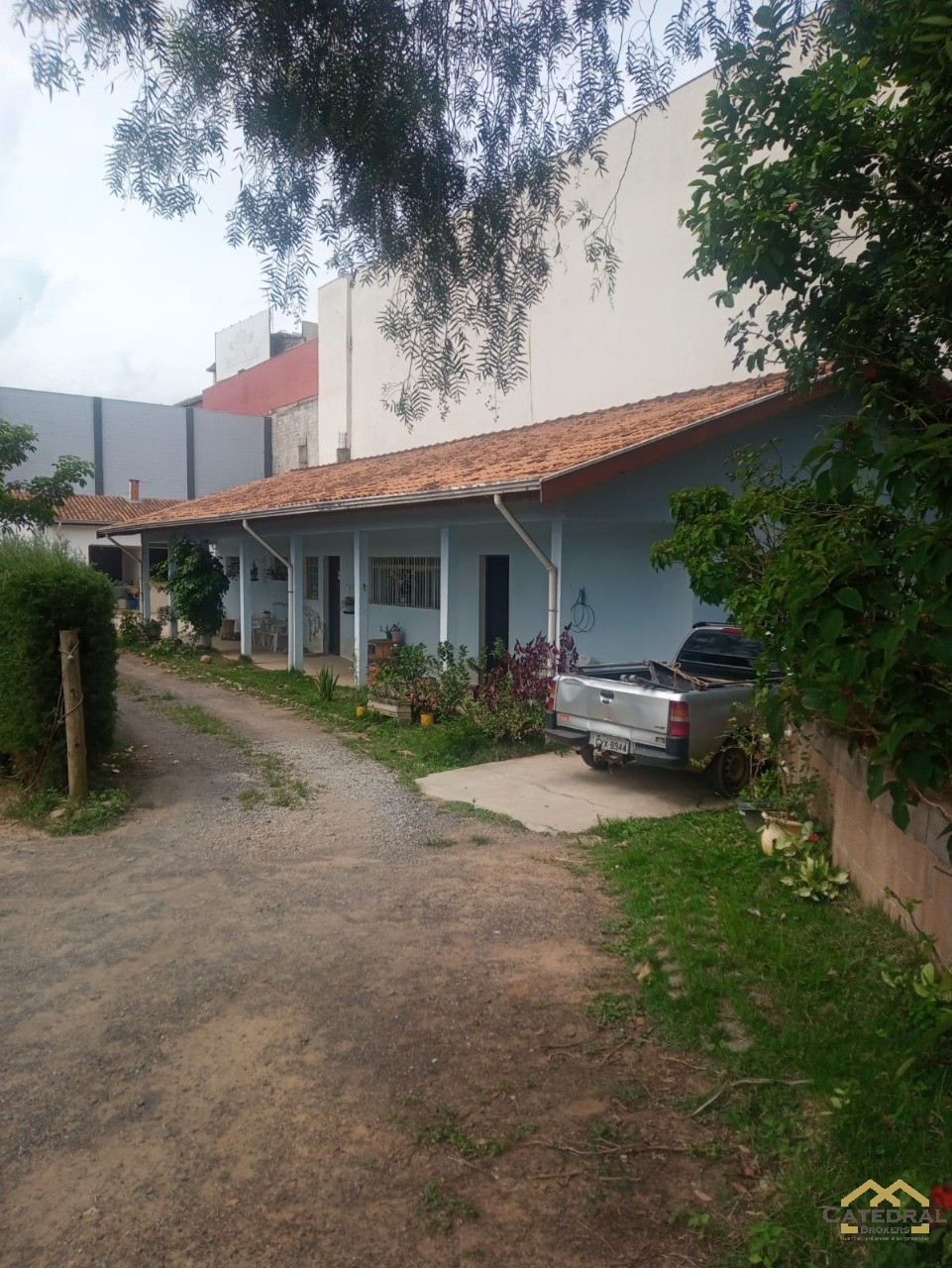 Prédio Inteiro para alugar com 3 quartos, 315m² - Foto 1