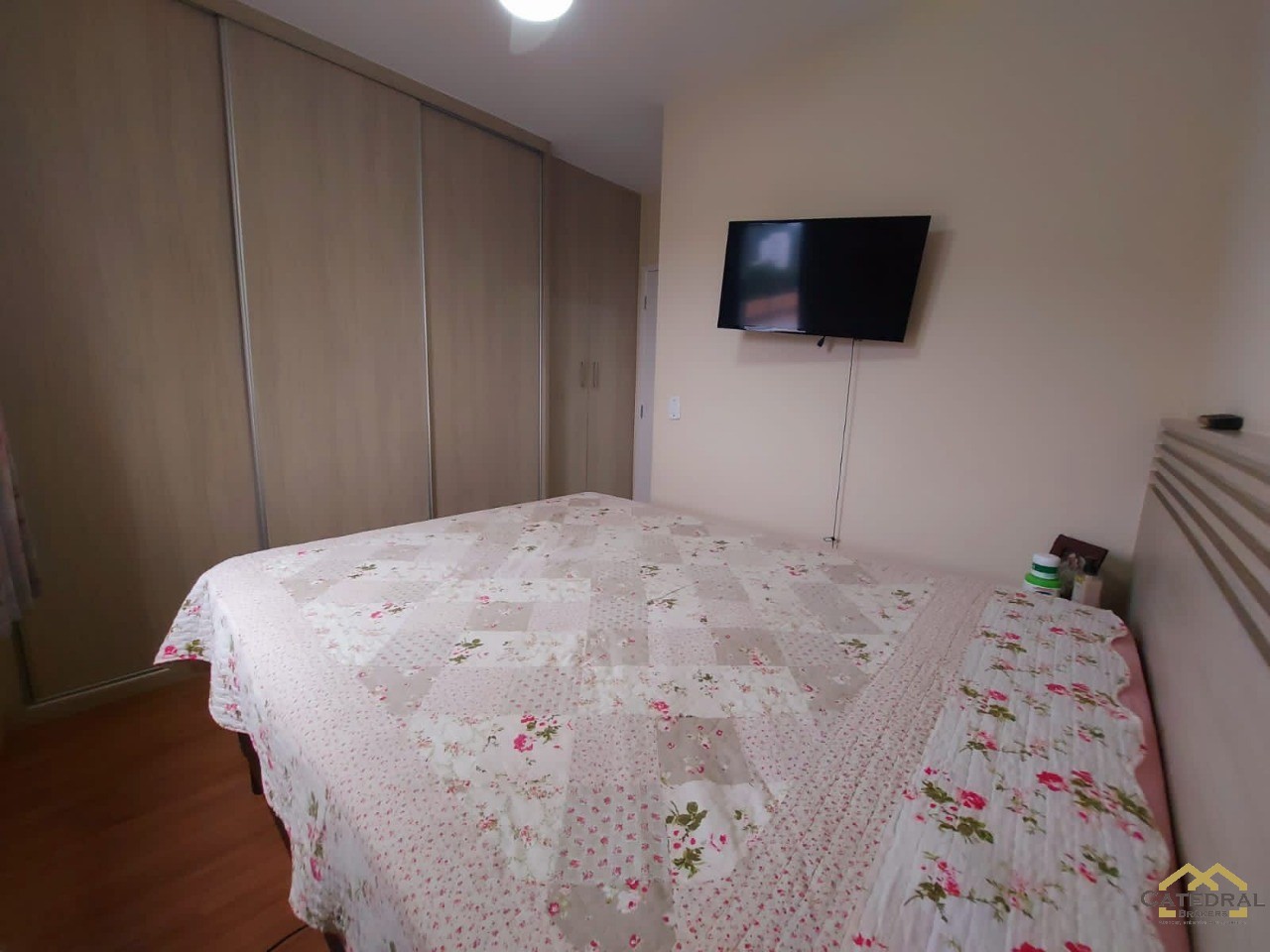 Apartamento à venda com 2 quartos, 72m² - Foto 8