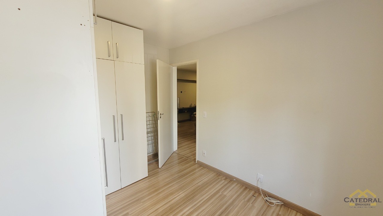 Apartamento para alugar com 2 quartos, 49m² - Foto 11