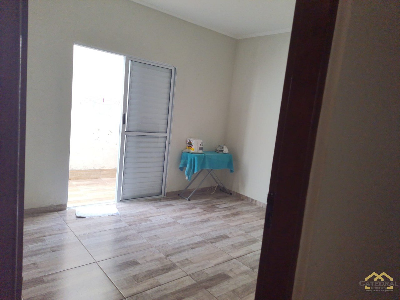 Casa à venda com 2 quartos, 128m² - Foto 12