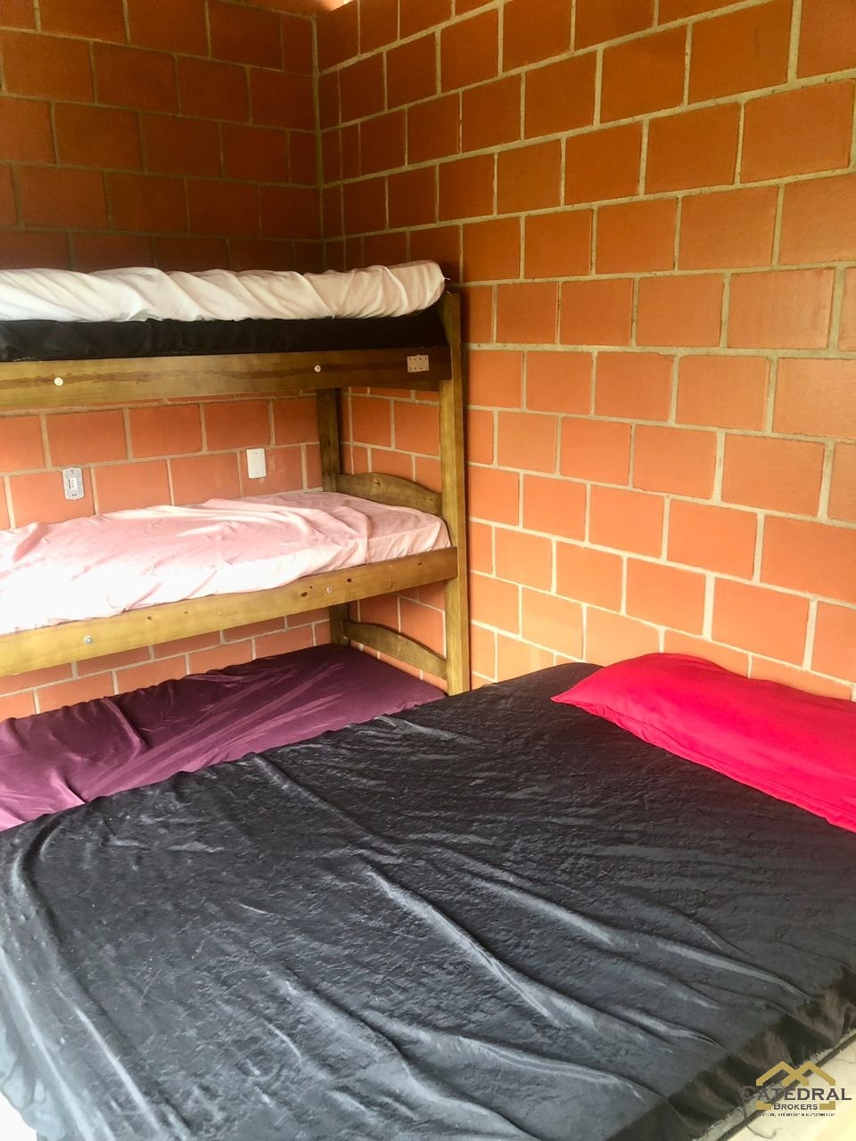 Chácara à venda com 3 quartos, 90m² - Foto 30