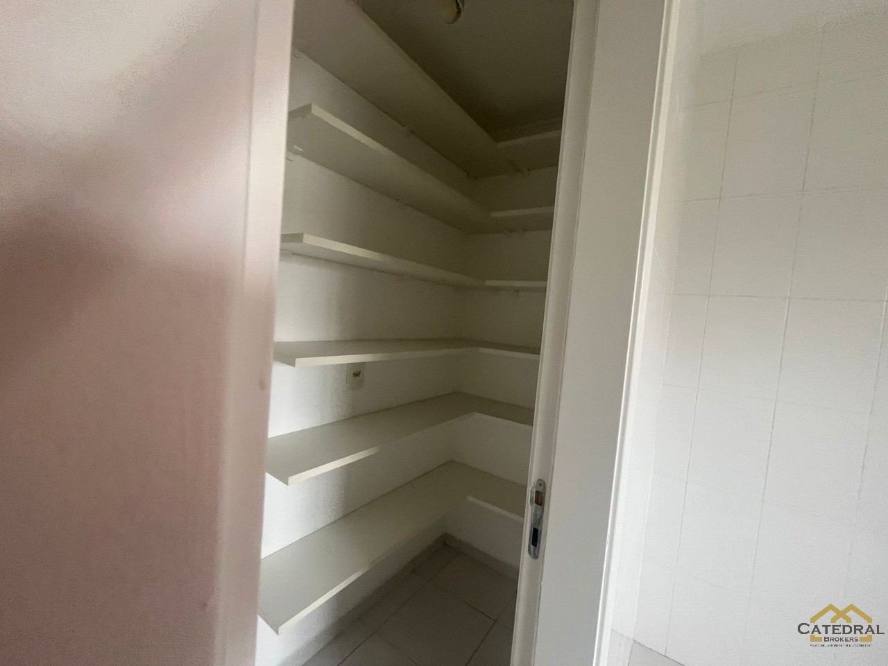 Apartamento à venda e aluguel com 3 quartos, 155m² - Foto 9