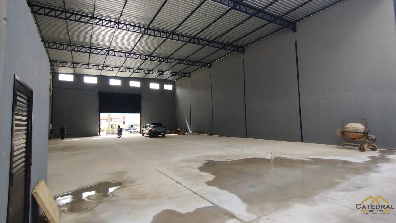 Depósito-Galpão-Armazém para alugar, 600m² - Foto 1