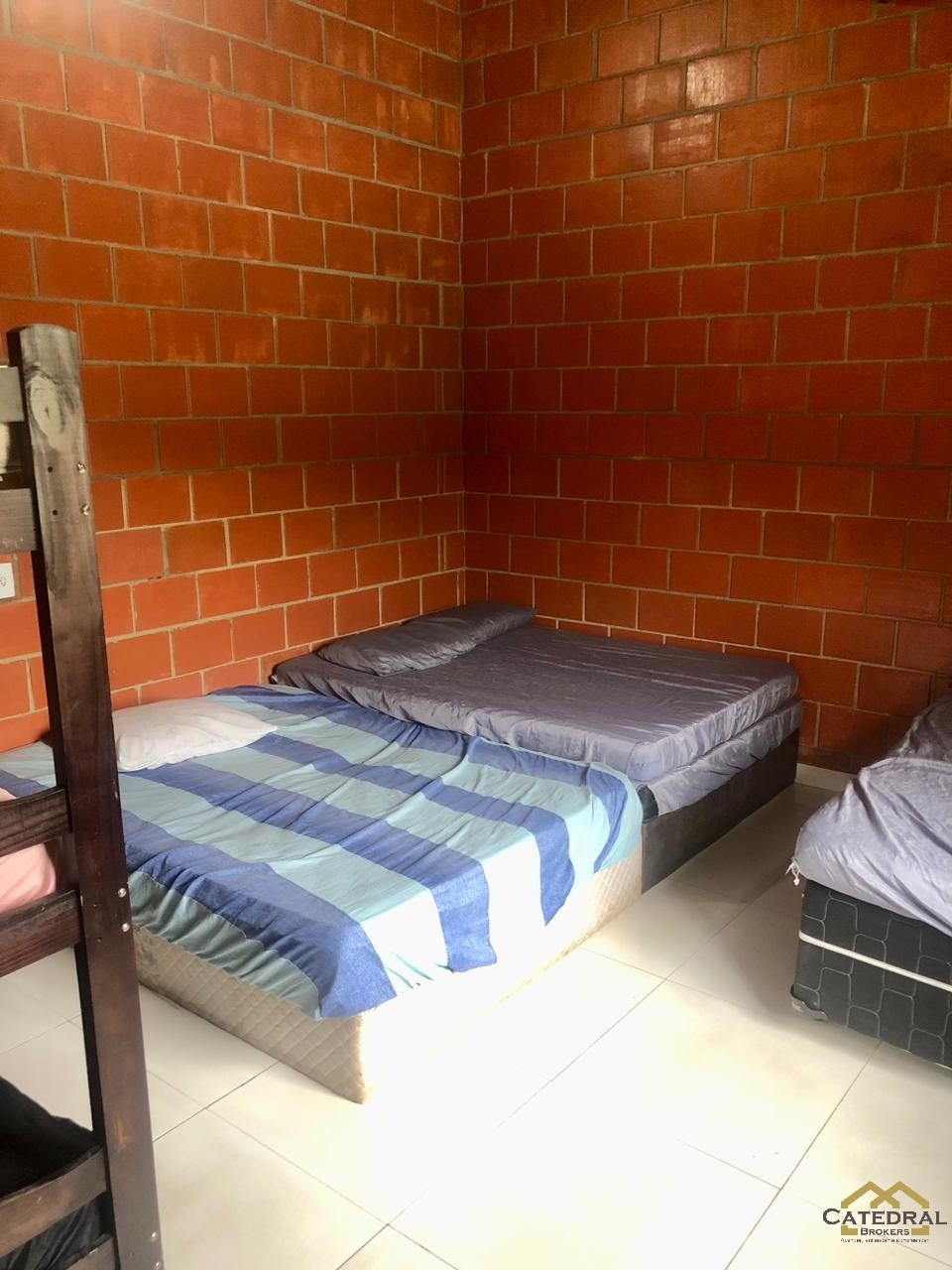 Chácara à venda com 3 quartos, 90m² - Foto 34