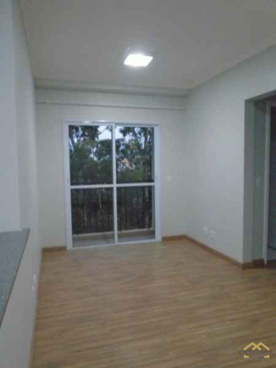 Apartamento à venda com 2 quartos, 48m² - Foto 2