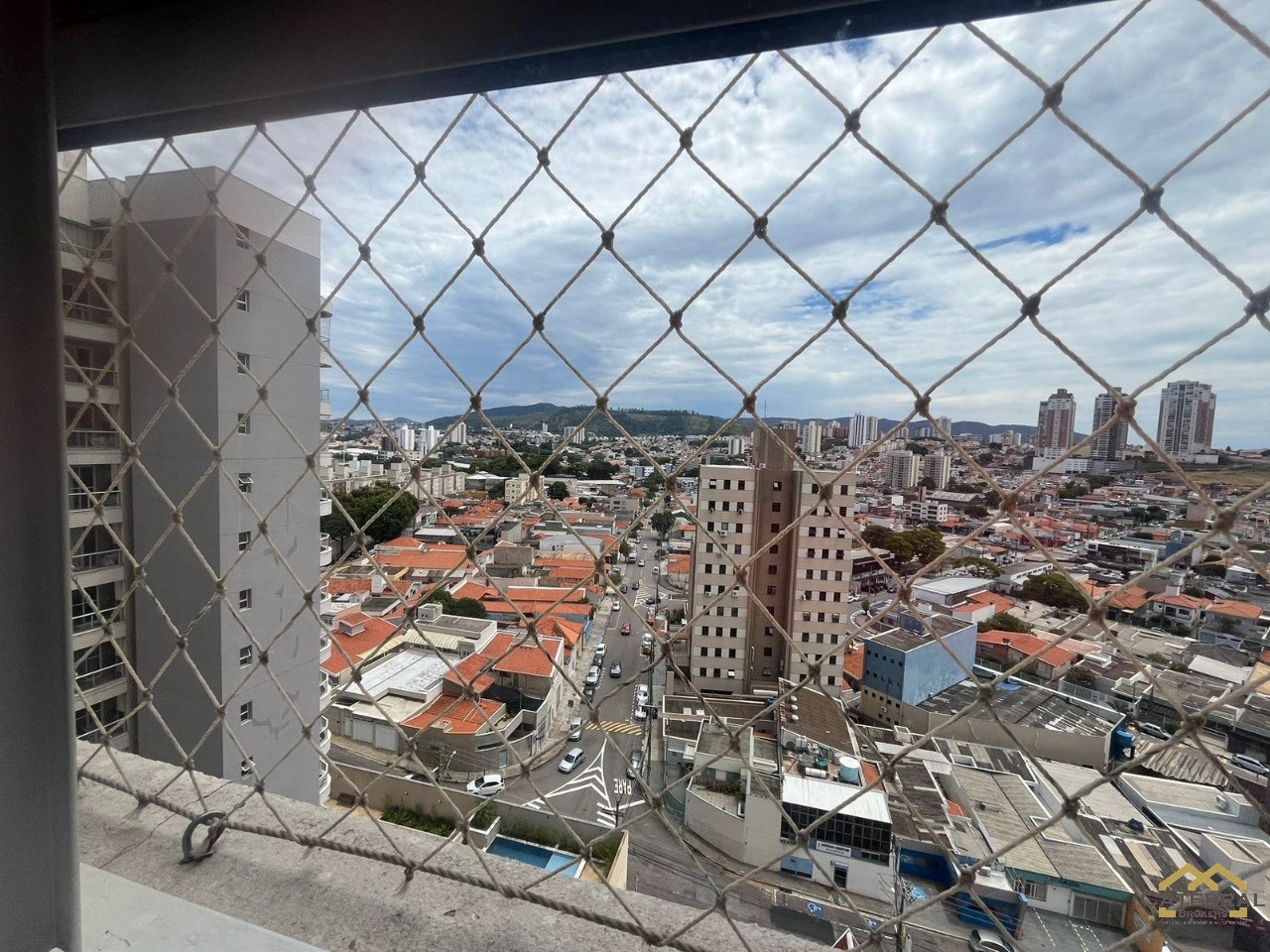 Apartamento à venda com 2 quartos, 100m² - Foto 14