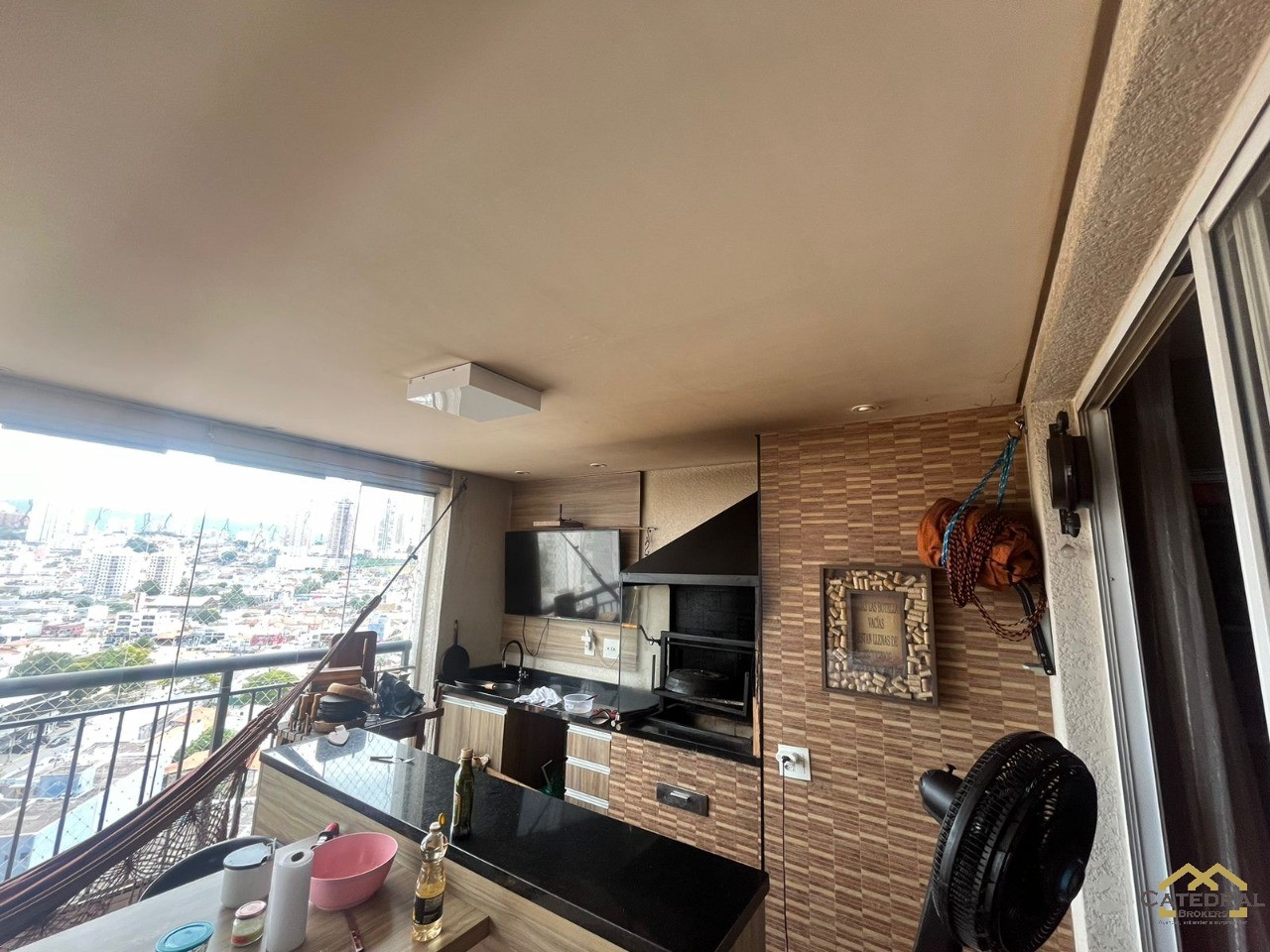 Apartamento à venda com 2 quartos, 100m² - Foto 3