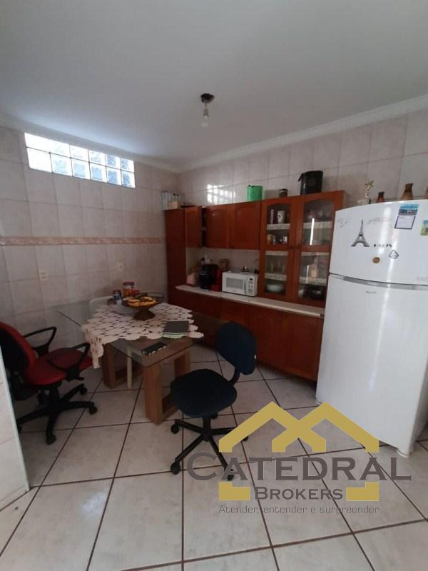 Sobrado à venda com 3 quartos, 183m² - Foto 3