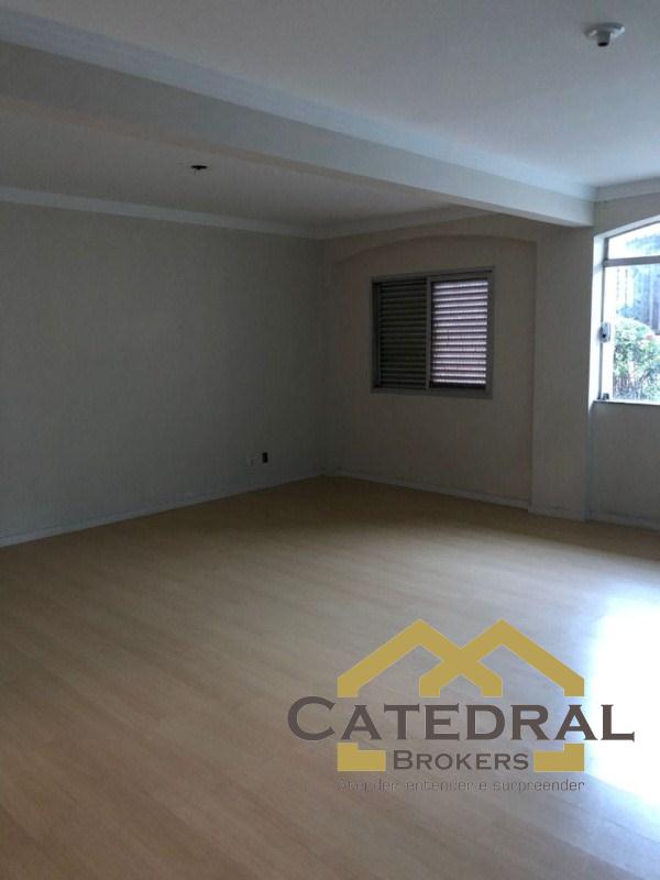 Apartamento para alugar com 3 quartos, 147m² - Foto 2