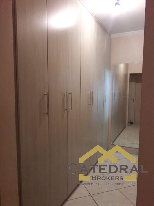 Chácara à venda com 4 quartos, 200m² - Foto 8